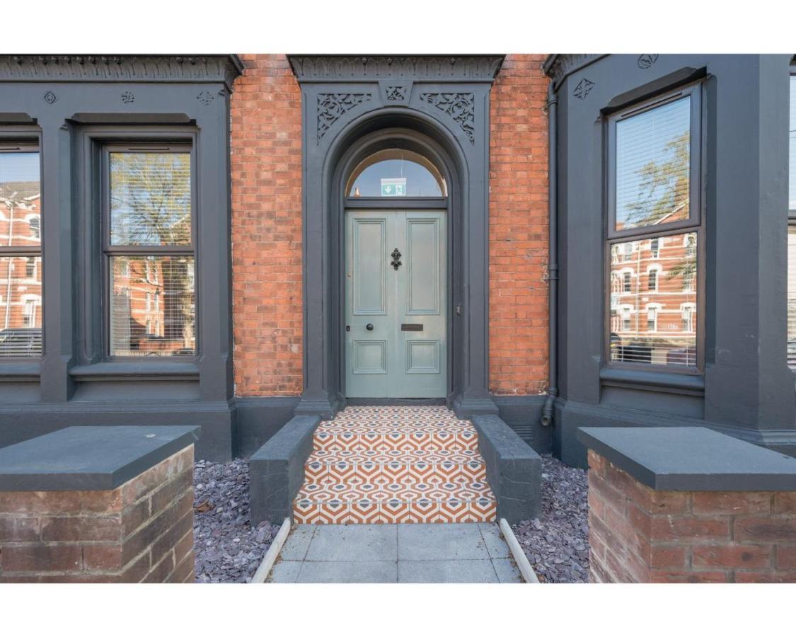 Central Belfast Apartments: University Street Exterior foto