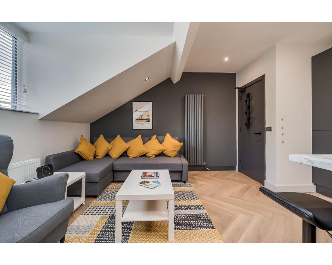Central Belfast Apartments: University Street Exterior foto